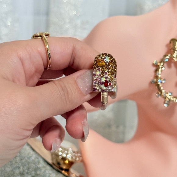 Gold and Multicolor Popsicle Brooch 🍦 - Picture 5 of 6